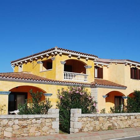 Residence Oasi E Oasi Blu San Teodoro  Zimmer foto