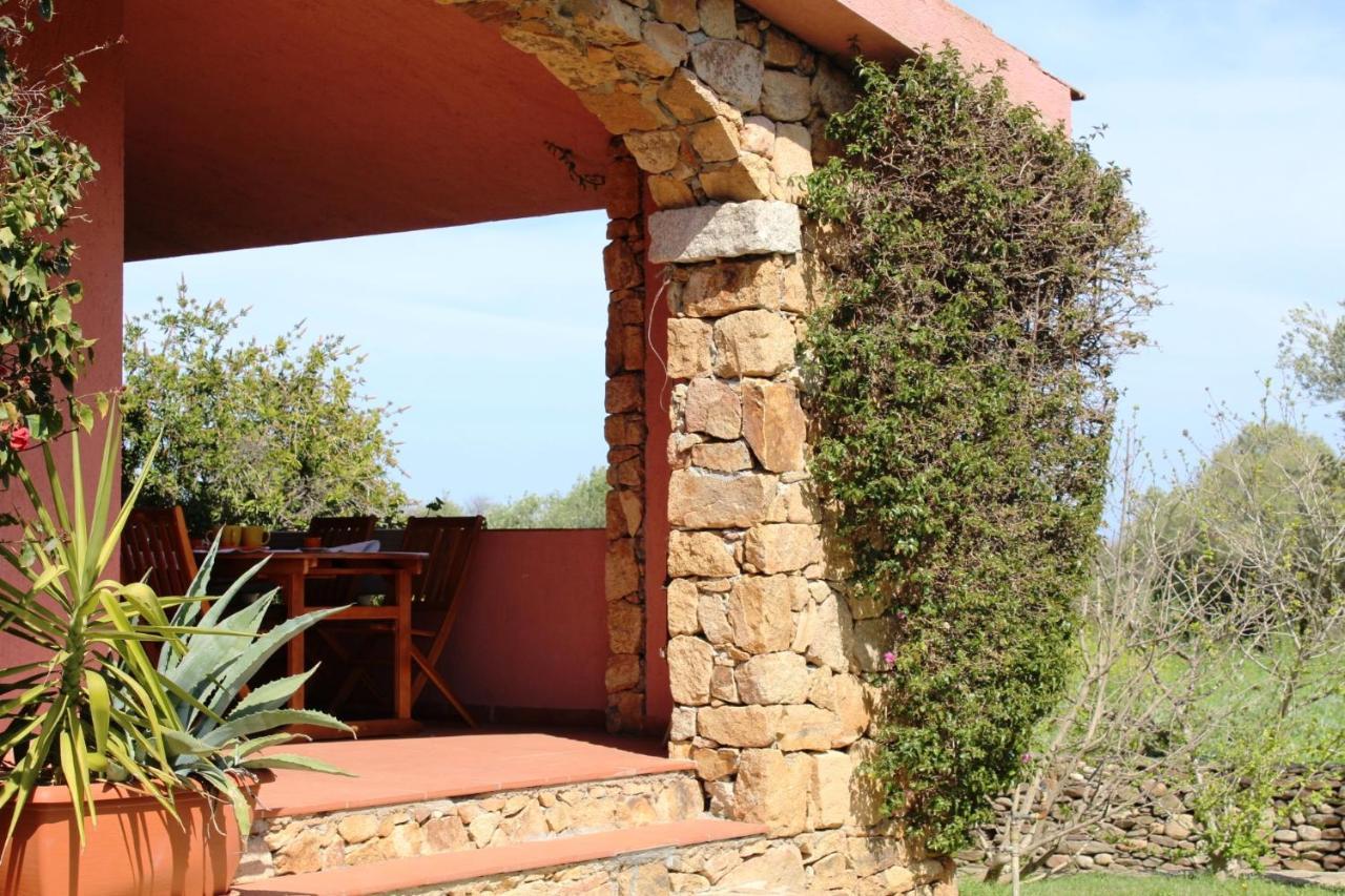 Residence Oasi E Oasi Blu San Teodoro  Exterior foto