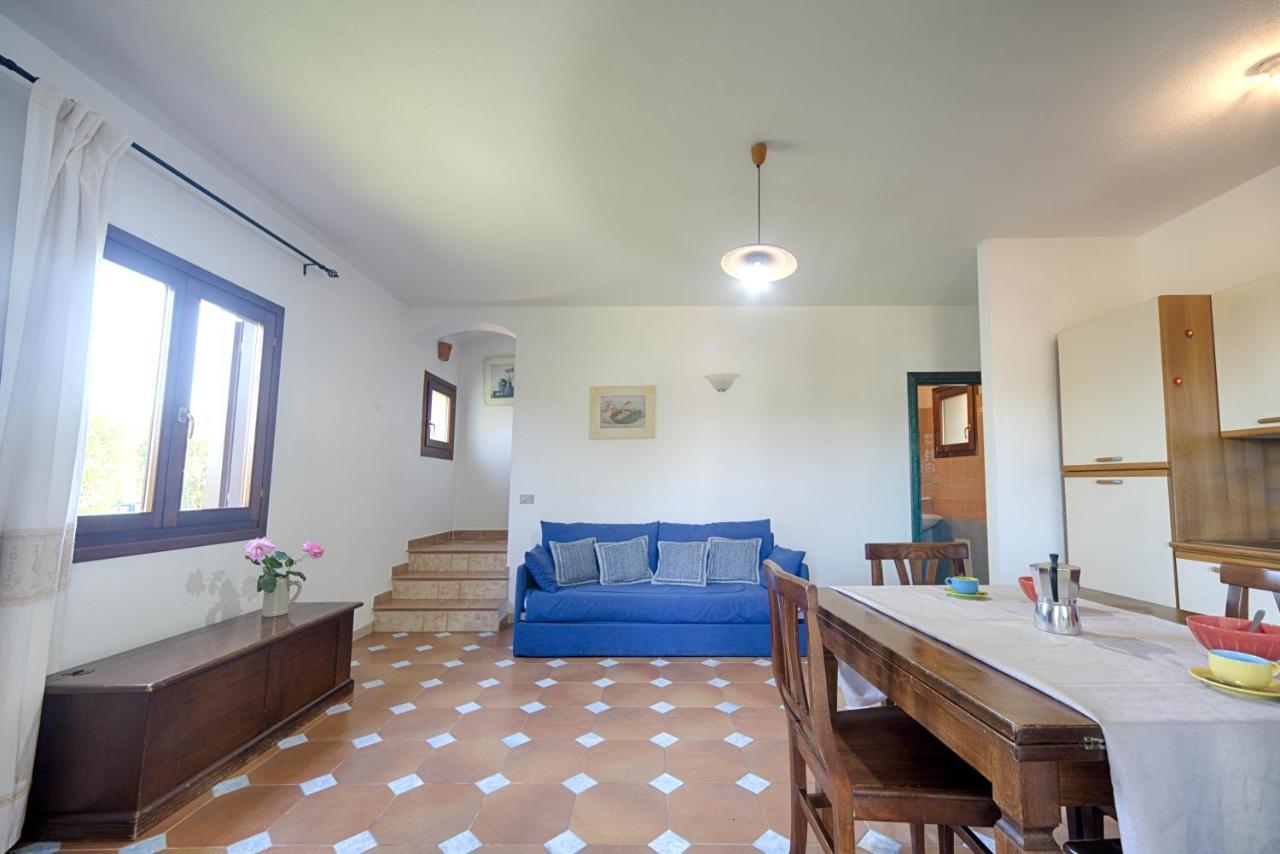 Residence Oasi E Oasi Blu San Teodoro  Exterior foto